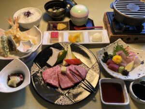 大人気プランがリニューアル！居酒屋でいただく絶品のオリーブ牛御膳＜夕朝食＞